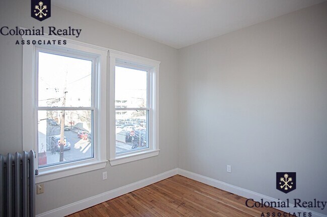 Building Photo - 378 Prospect St