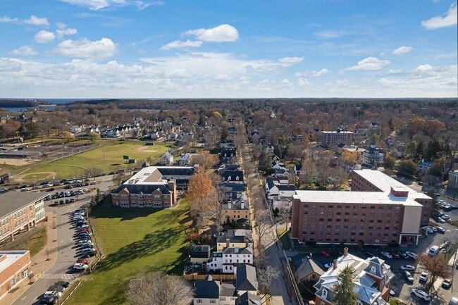 Building Photo - 105-107 Richards