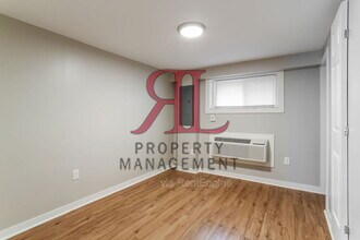 Building Photo - 65 W Moler St