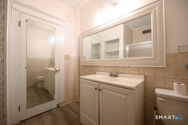 Building Photo - 117 Marion St