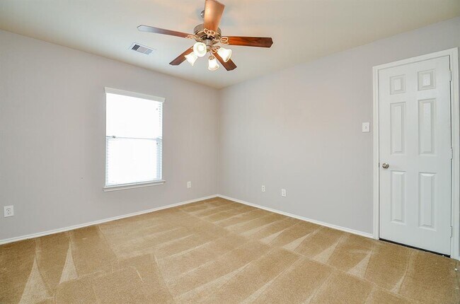 Building Photo - 25418 Lockspur Dr