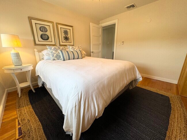 Building Photo - 179 Prospect Ave