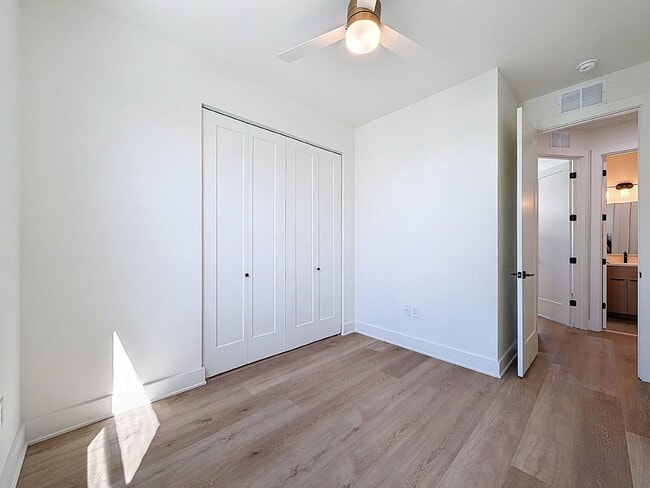 Building Photo - 342 14th St N