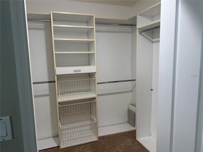 Building Photo - 10609 Chambers Dr
