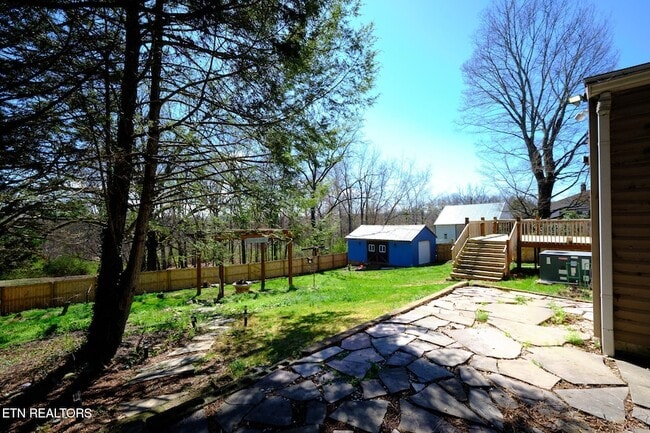 Building Photo - 548 Murray Rd NW