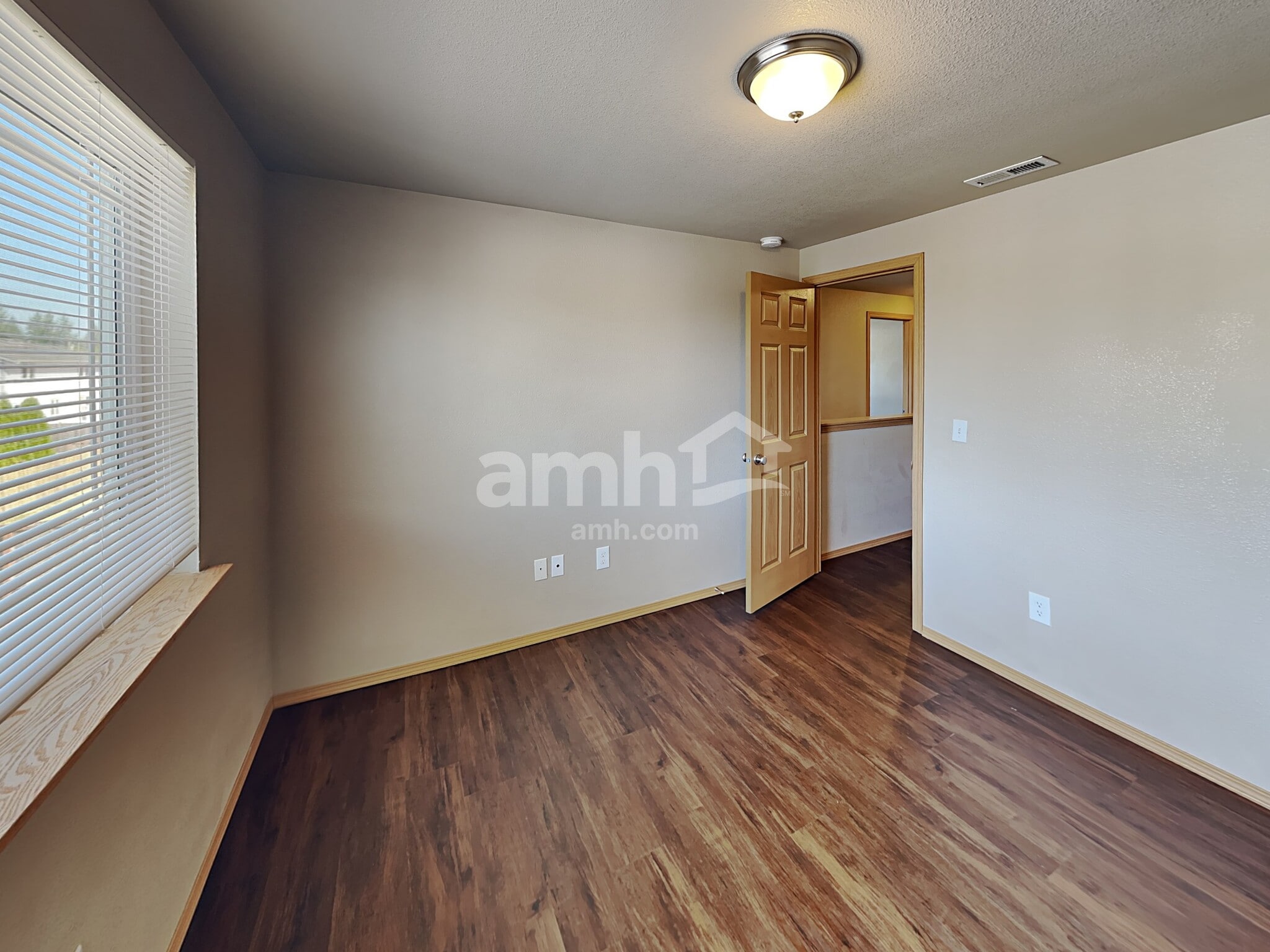 Building Photo - 4826 204th St Ct E