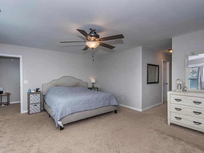 Building Photo - 450 Laurel Mist Ln