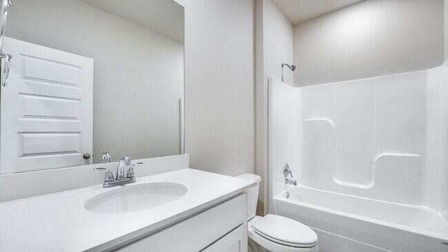 Building Photo - 4BR Home in Heart of Rogers – Near Downtown & Parks