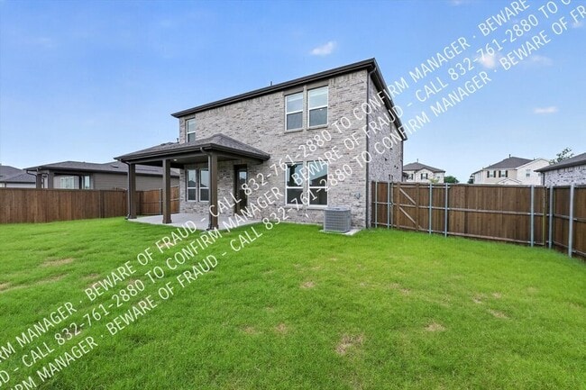 Building Photo - 395 Boroughbridge Dr