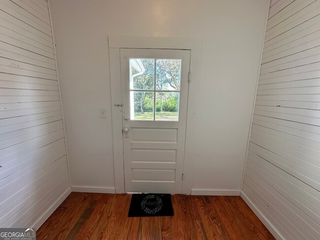 Building Photo - 1318 Lincolnton Hwy