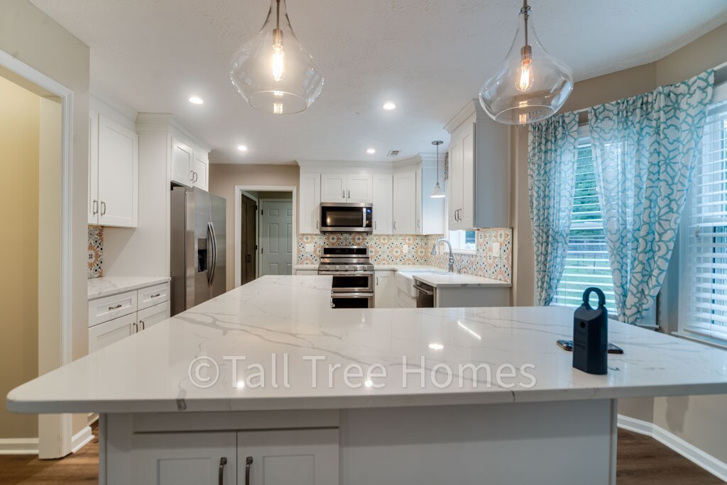 Building Photo - 410 Murry Park