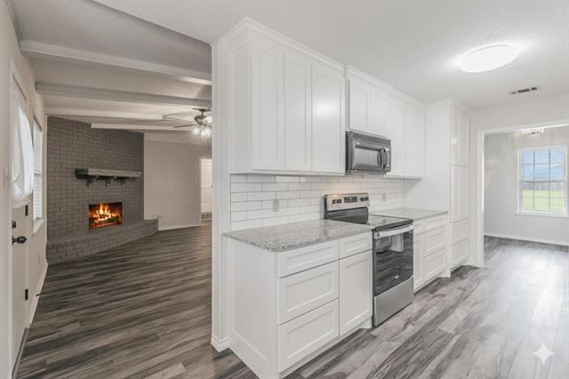 Building Photo - 6248 Trail Lake Dr