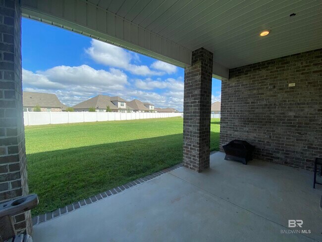 Building Photo - 24271 Alydar Lp