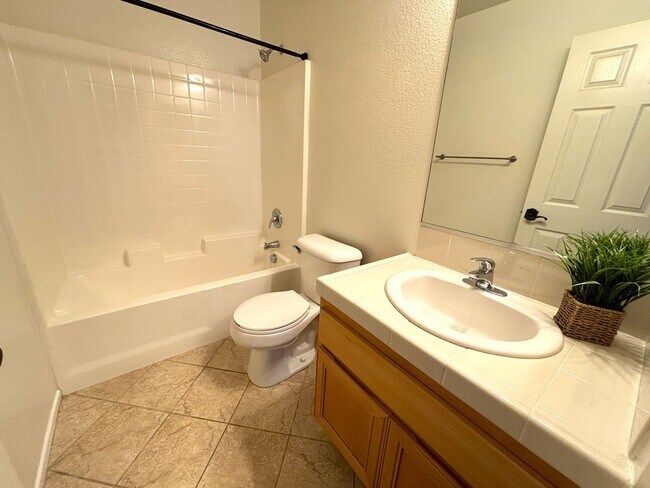 Building Photo - Executive Style Vista Home at an Affordabl...