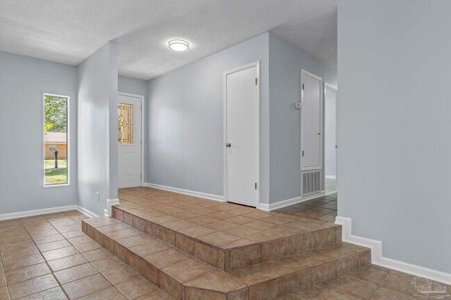 Building Photo - 7468 Brightwood St
