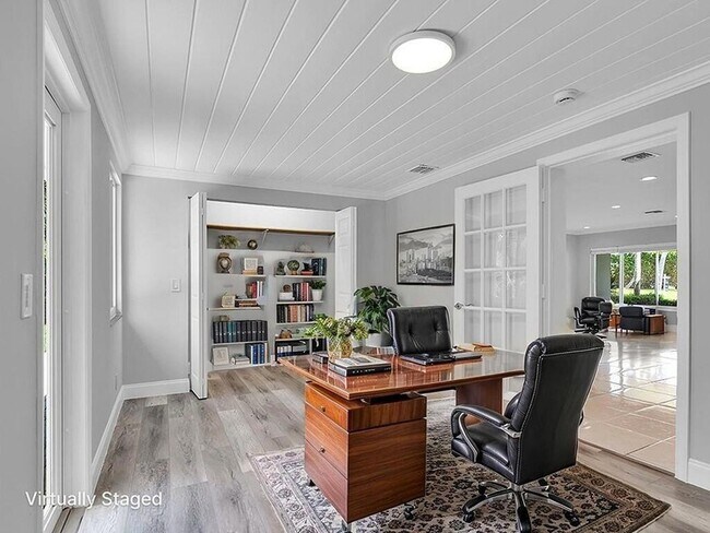 Building Photo - 3104 Pierson Dr
