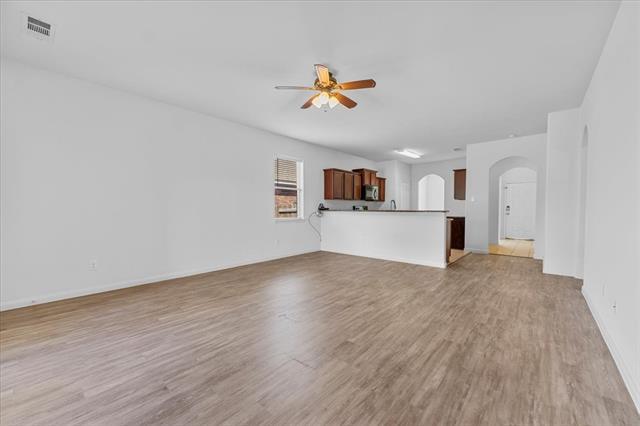 Building Photo - 113 Oriole Dr