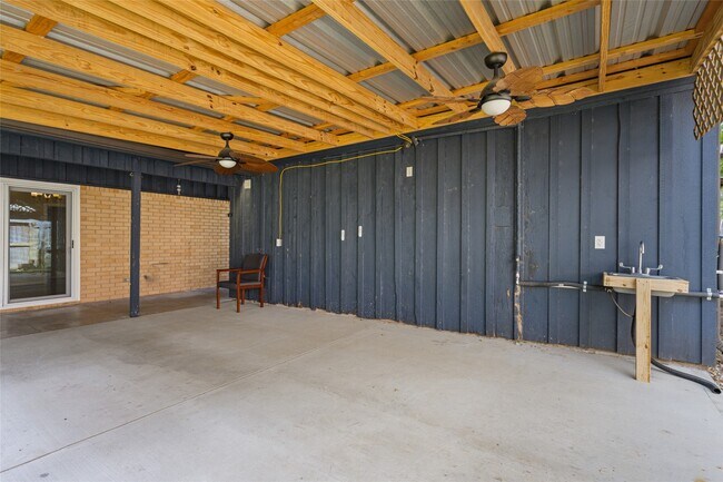 Building Photo - 3808 Avenue O