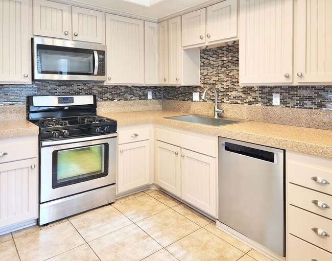 Building Photo - 26576 Dolorosa