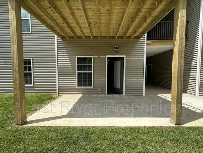 Building Photo - 4496 Wilford Ln