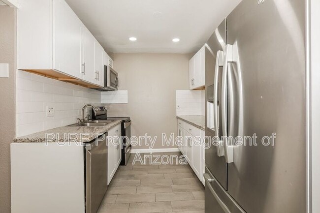 Building Photo - 100 W Gary Dr