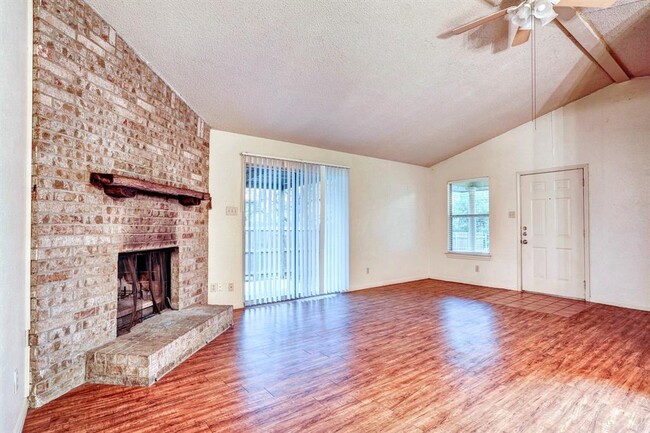 Building Photo - 106 Hughson Ct