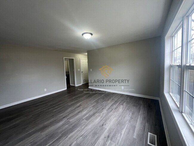 Building Photo - 8523 42nd St