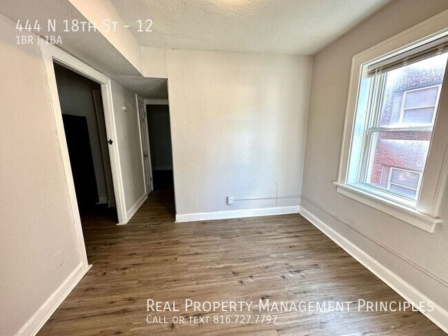 Building Photo - 444 N 18th St