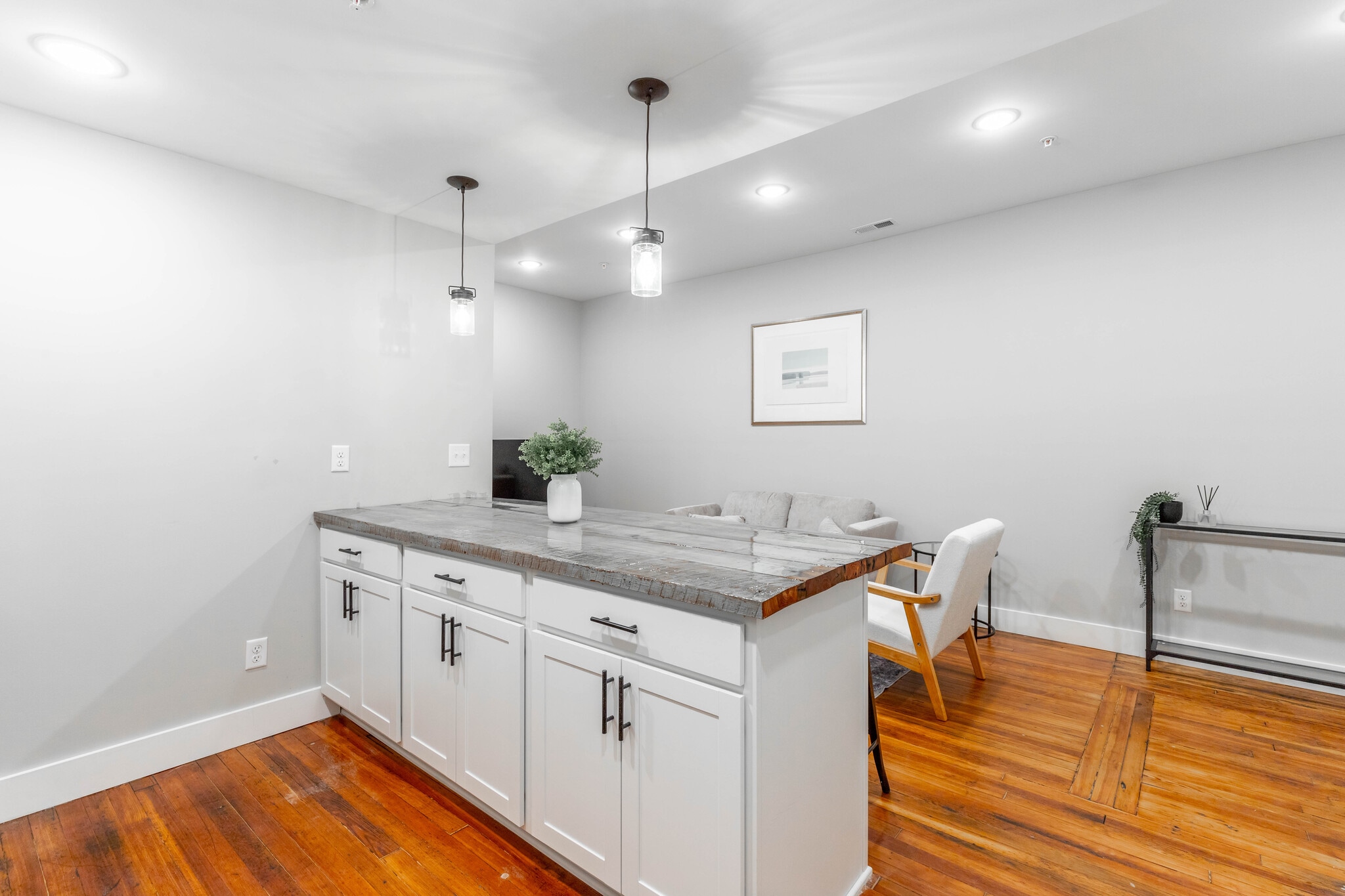 Building Photo - 1108 McCallie Ave