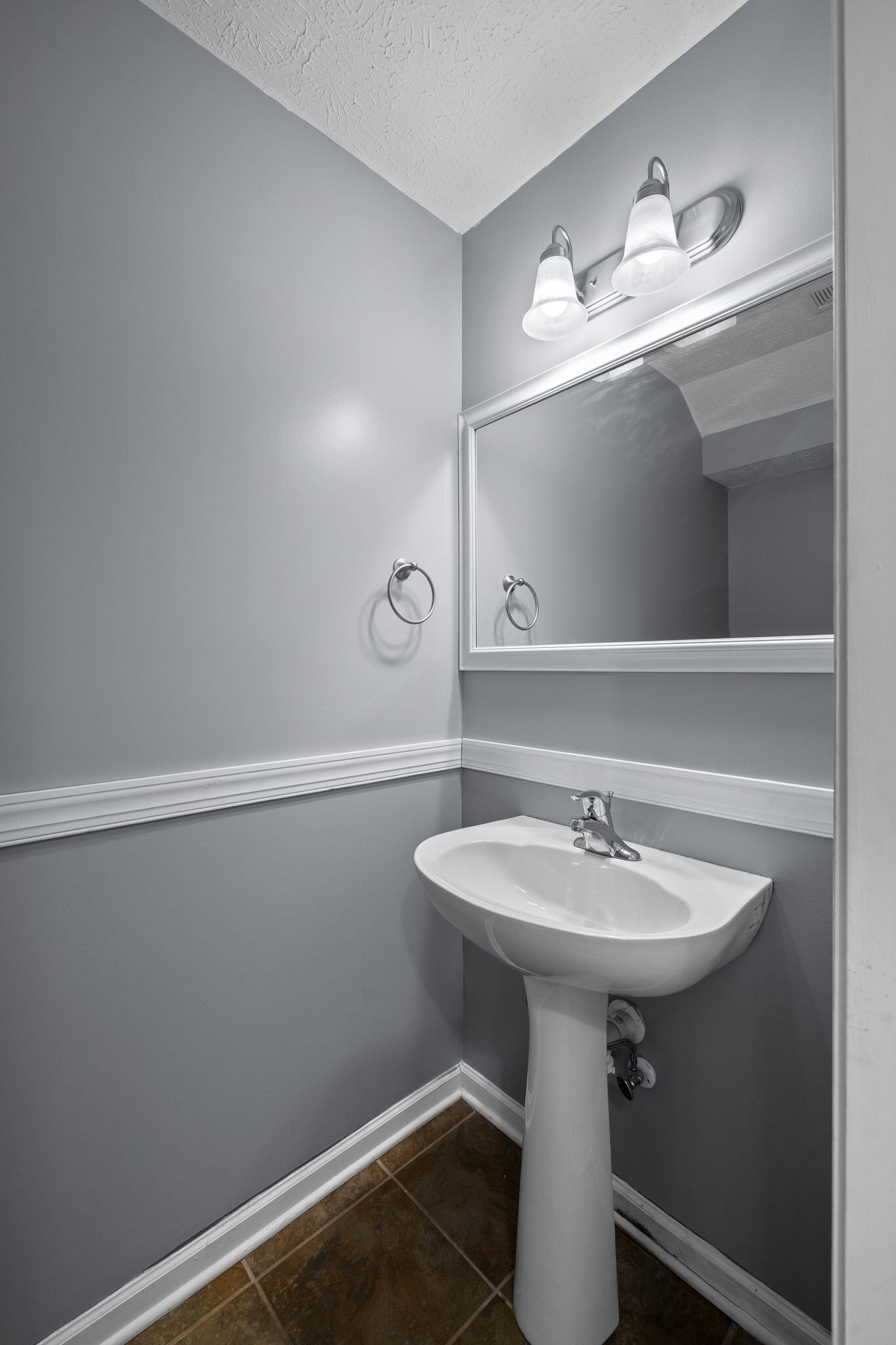 Building Photo - 911 Keepsake Diamond Ln