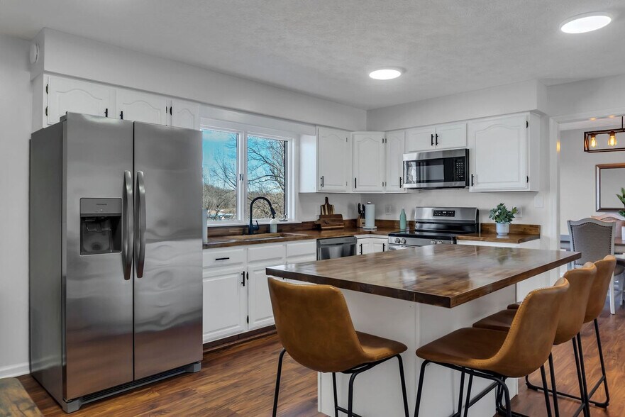 Building Photo - 81 Beech Point Dr