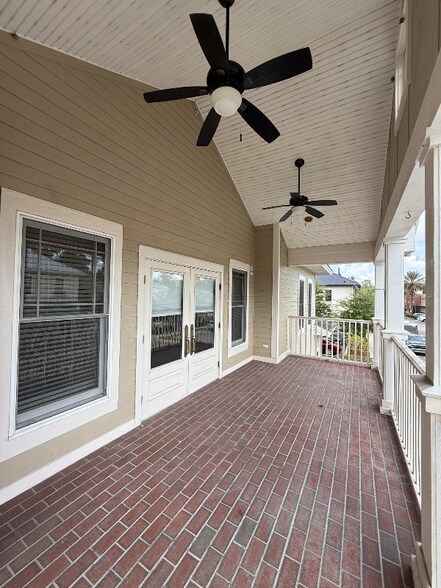 Building Photo - 8763 SW 27th Ln