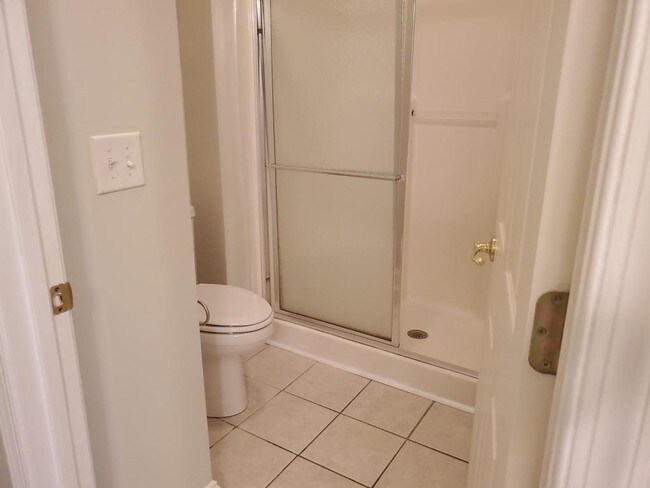 Building Photo - 84 Addison Cottage Way #211