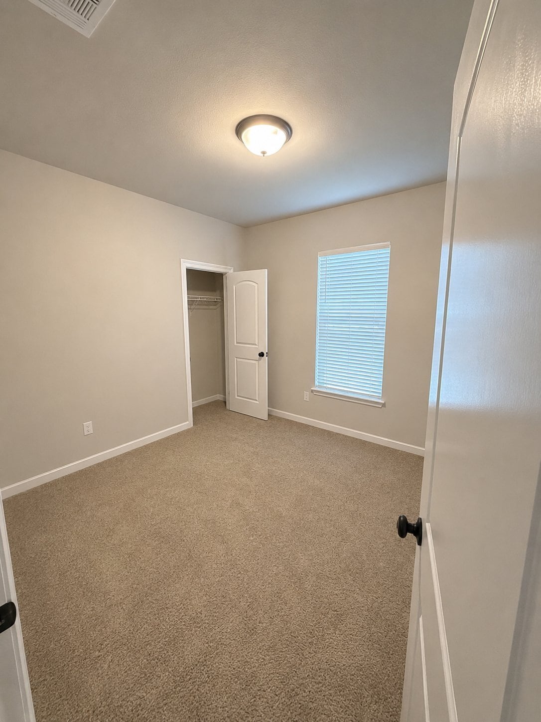 Building Photo - 41448 Cozy Wy