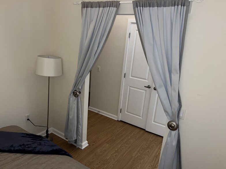 Bedroom Exit - 440 L St NW