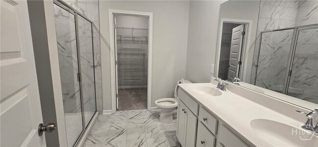 Building Photo - 107 Weyview Gdns