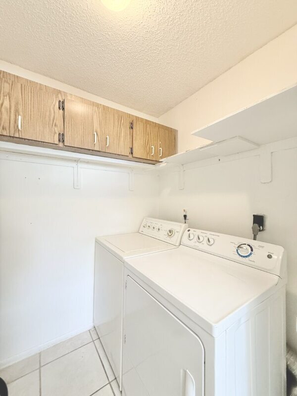 Building Photo - 2658 Sunny Breeze Ave