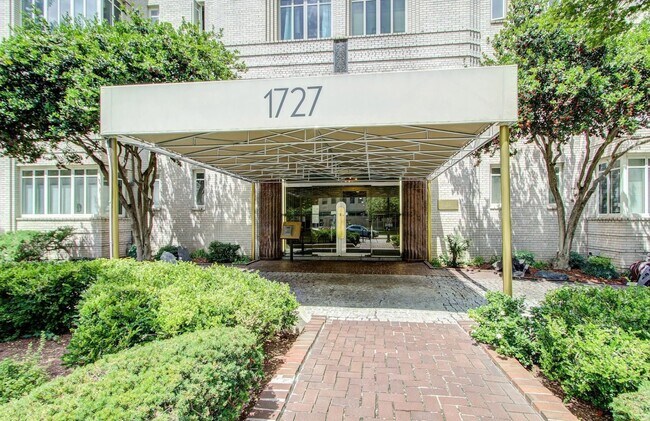 Building Photo - 1727 Massachusetts Ave NW