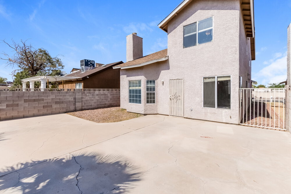 Building Photo - 1620 Lorna Dr