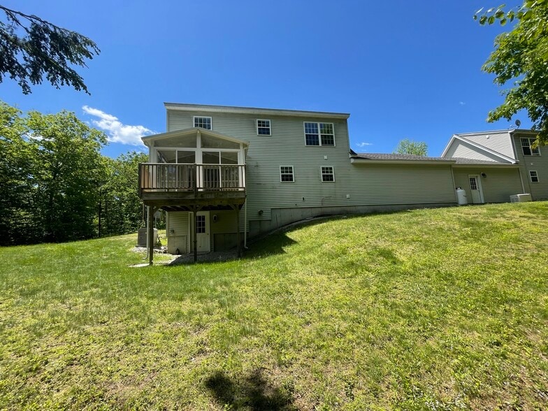 Building Photo - 31 Sergeant Ln