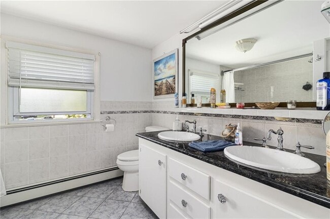 Building Photo - 27 Westwood Dr