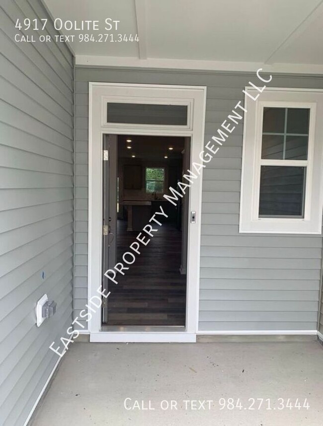 Building Photo - 4917 Oolite St