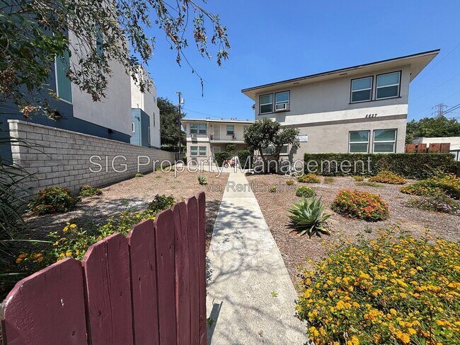 Building Photo - 5637 Strohm Ave