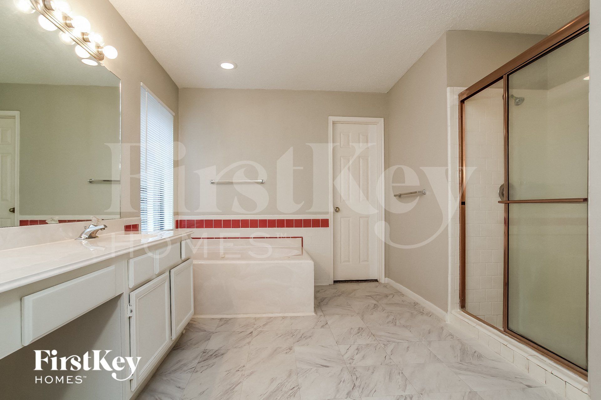 Building Photo - 17026 River Willow Dr