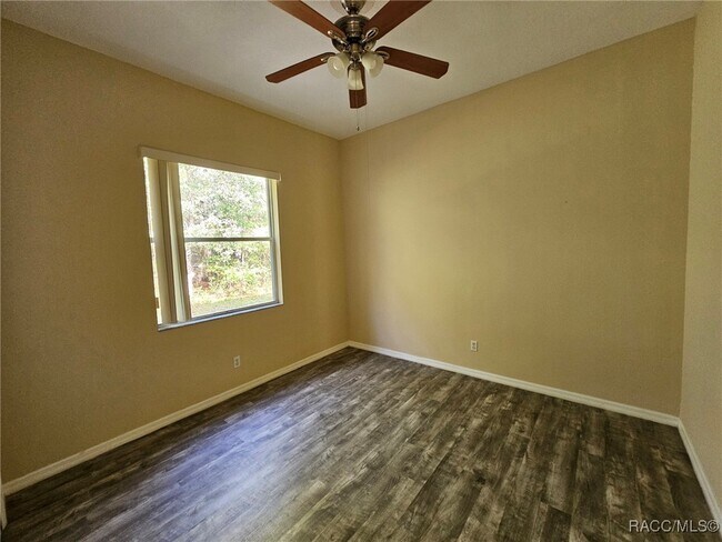 Building Photo - 1474 W Pringle Pl