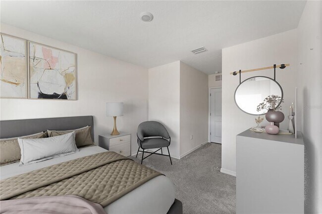 Building Photo - 33066 Major Oak Dr