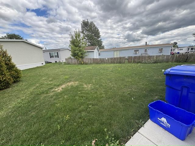 Building Photo - 92 Fox Cir