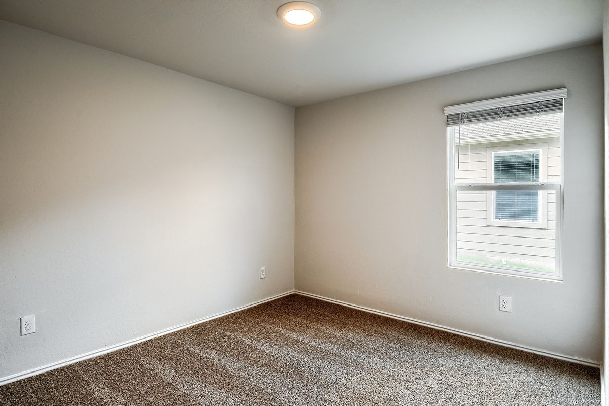 Building Photo - 745 Adler Way