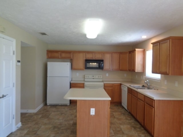 Building Photo - 4006 Pennick Ct