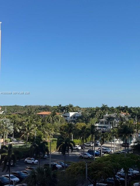 Building Photo - 90 Edgewater Dr